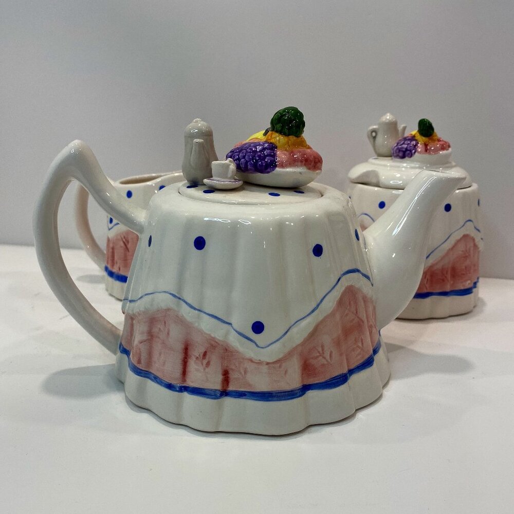 Vintage Ceramic Tea pot 3pcs Set by Cardinal Inc. (1995)